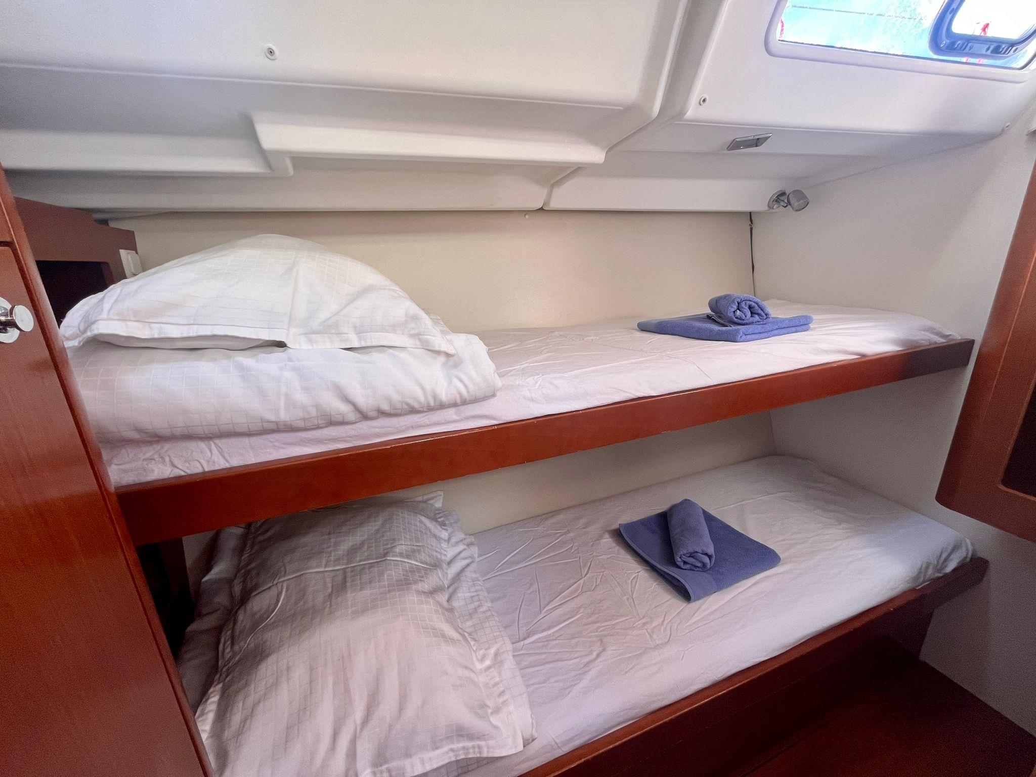 Oceanis 50 Family - 5 + 1 cab., picture 7