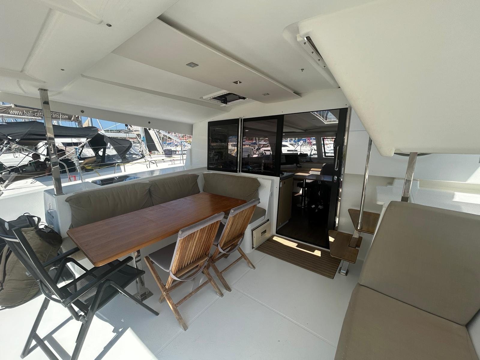 Fountaine Pajot Lucia 40 - 4 cab., picture 4