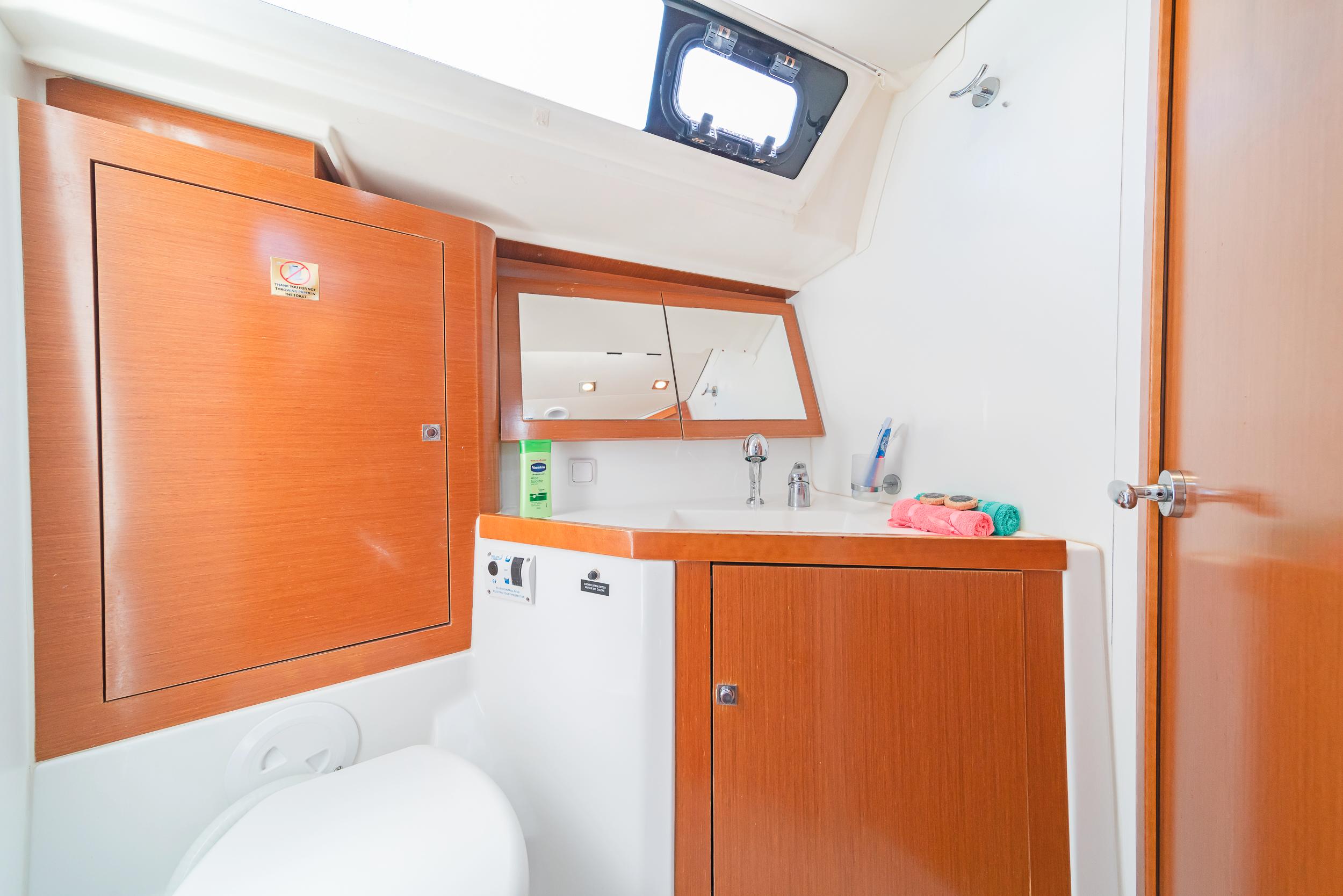 Oceanis 45 - 4 cab., picture 14