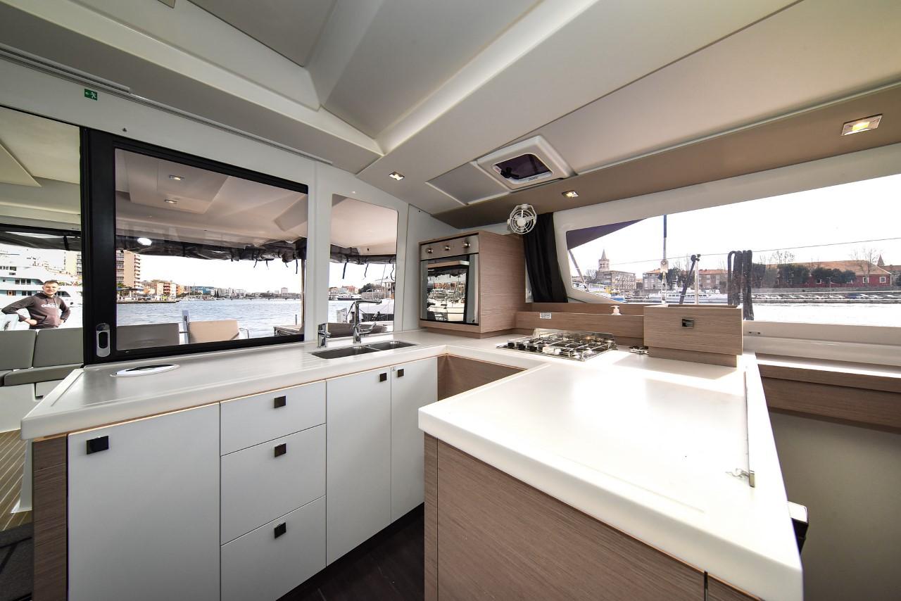 Fountaine Pajot Astrea 42 - 4 + 2 cab., picture 15