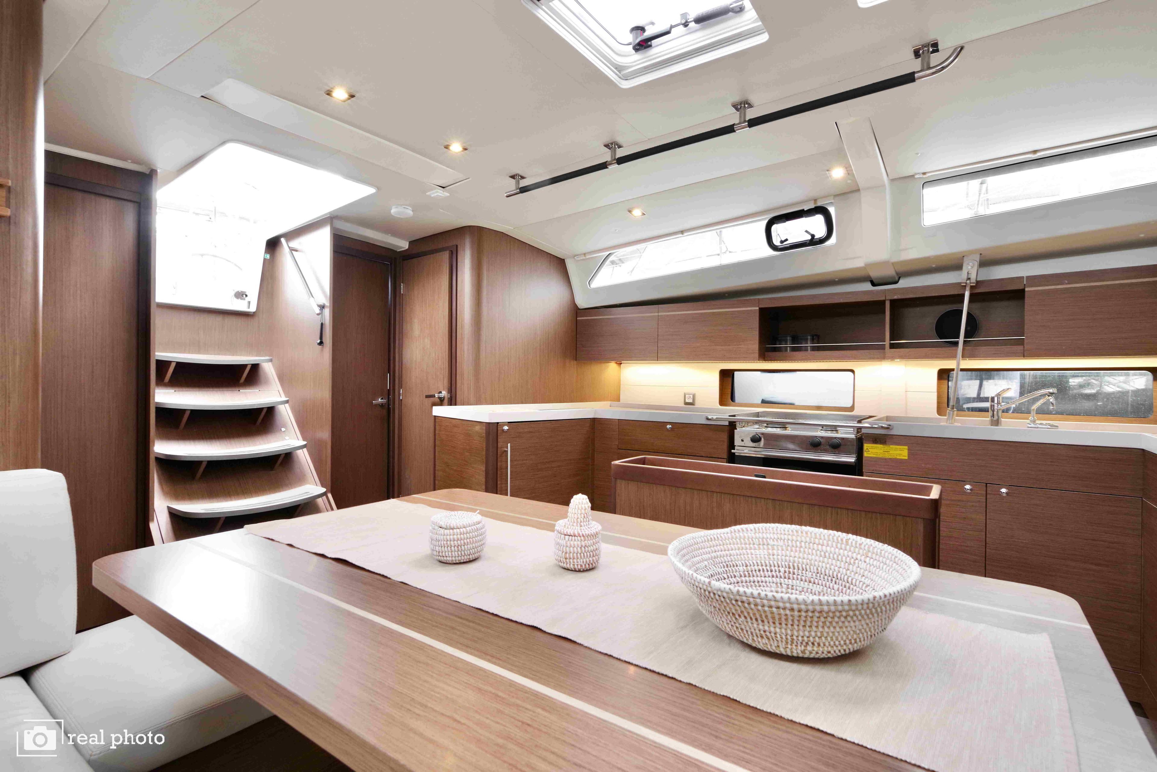 Oceanis 46.1, picture 4