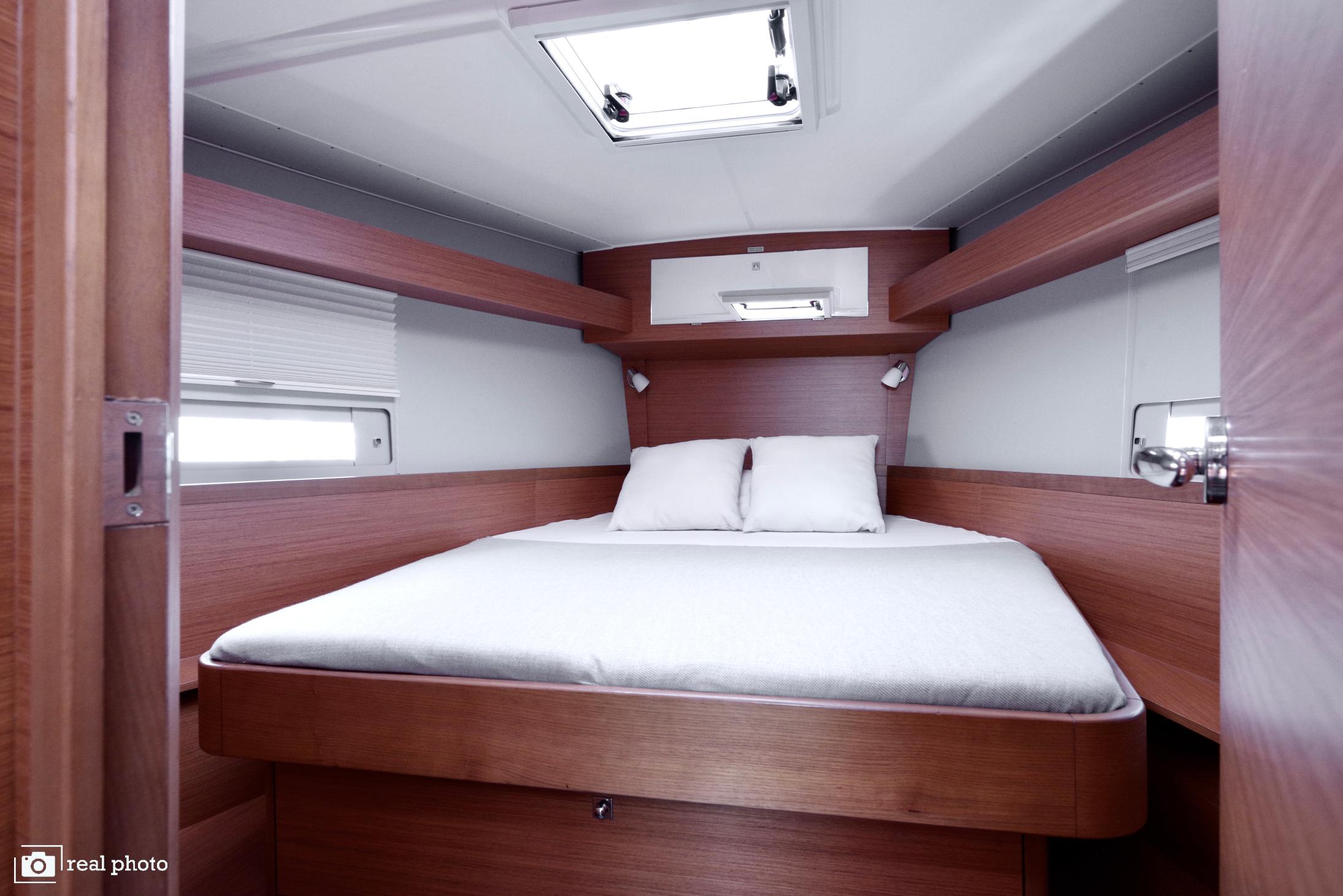 Dufour 430, picture 5