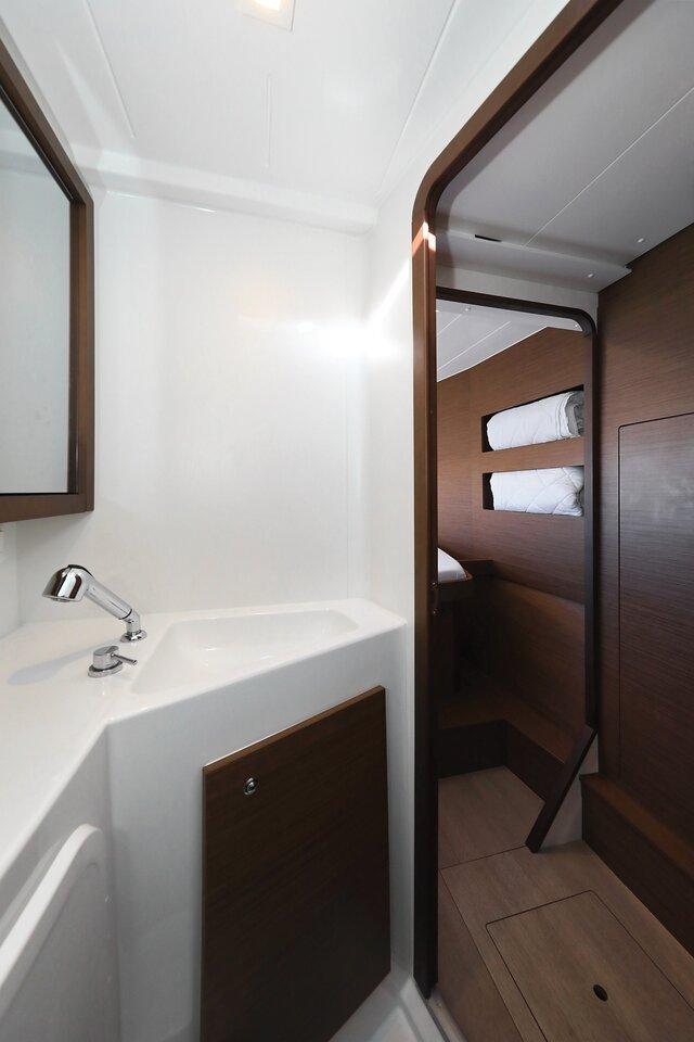 Lagoon 42 - 4 + 2 cab., picture 26