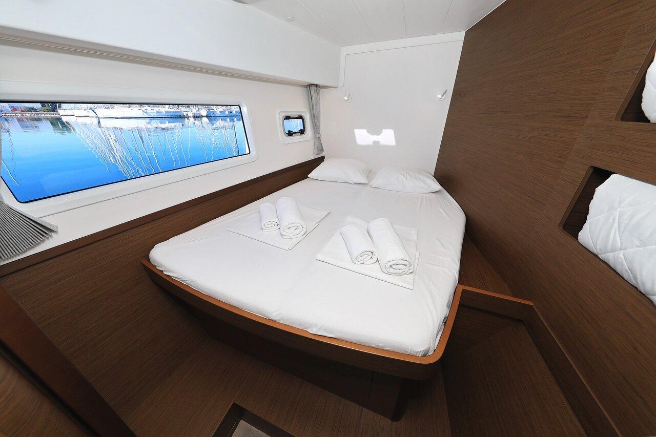 Lagoon 42 - 4 + 2 cab., picture 22