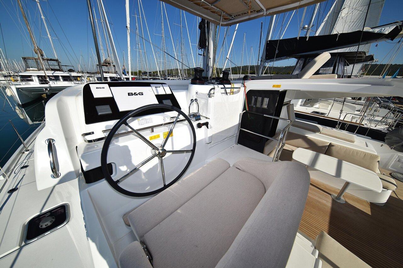 Lagoon 42 - 4 + 2 cab., picture 11