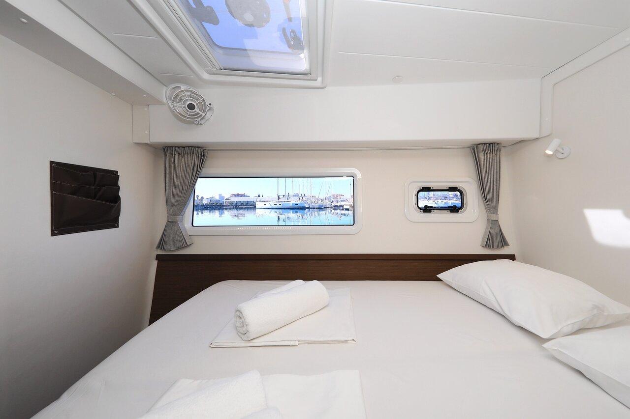 Lagoon 42 - 4 + 2 cab., picture 23