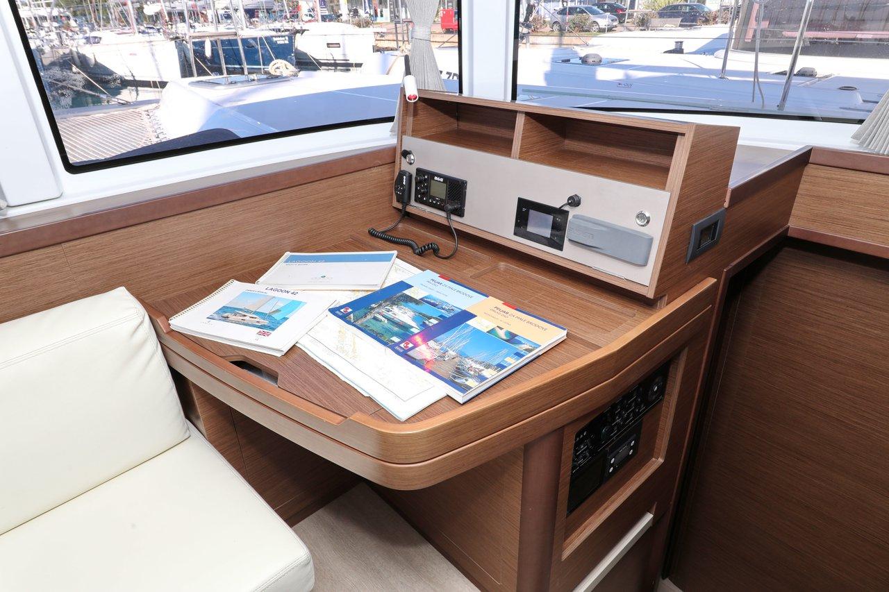 Lagoon 42 - 4 + 2 cab., picture 37