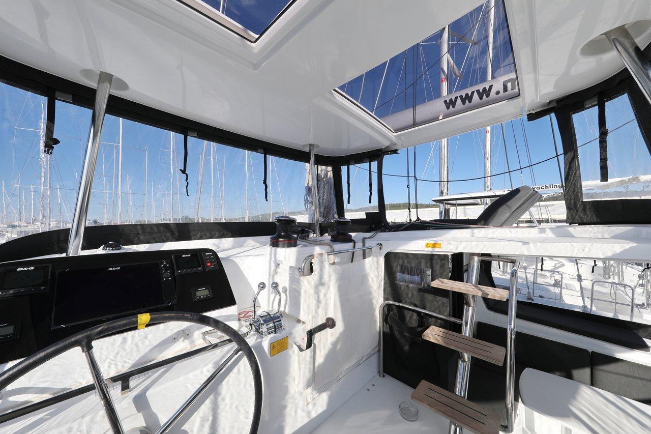 Lagoon 42 - 4 + 2 cab., picture 18