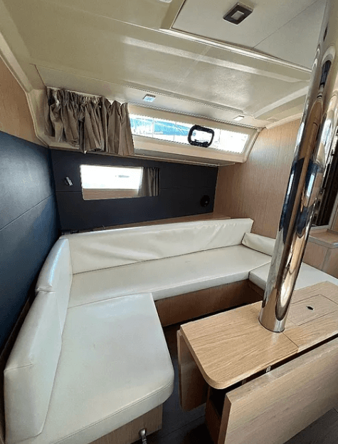 Oceanis 41.1, picture 9