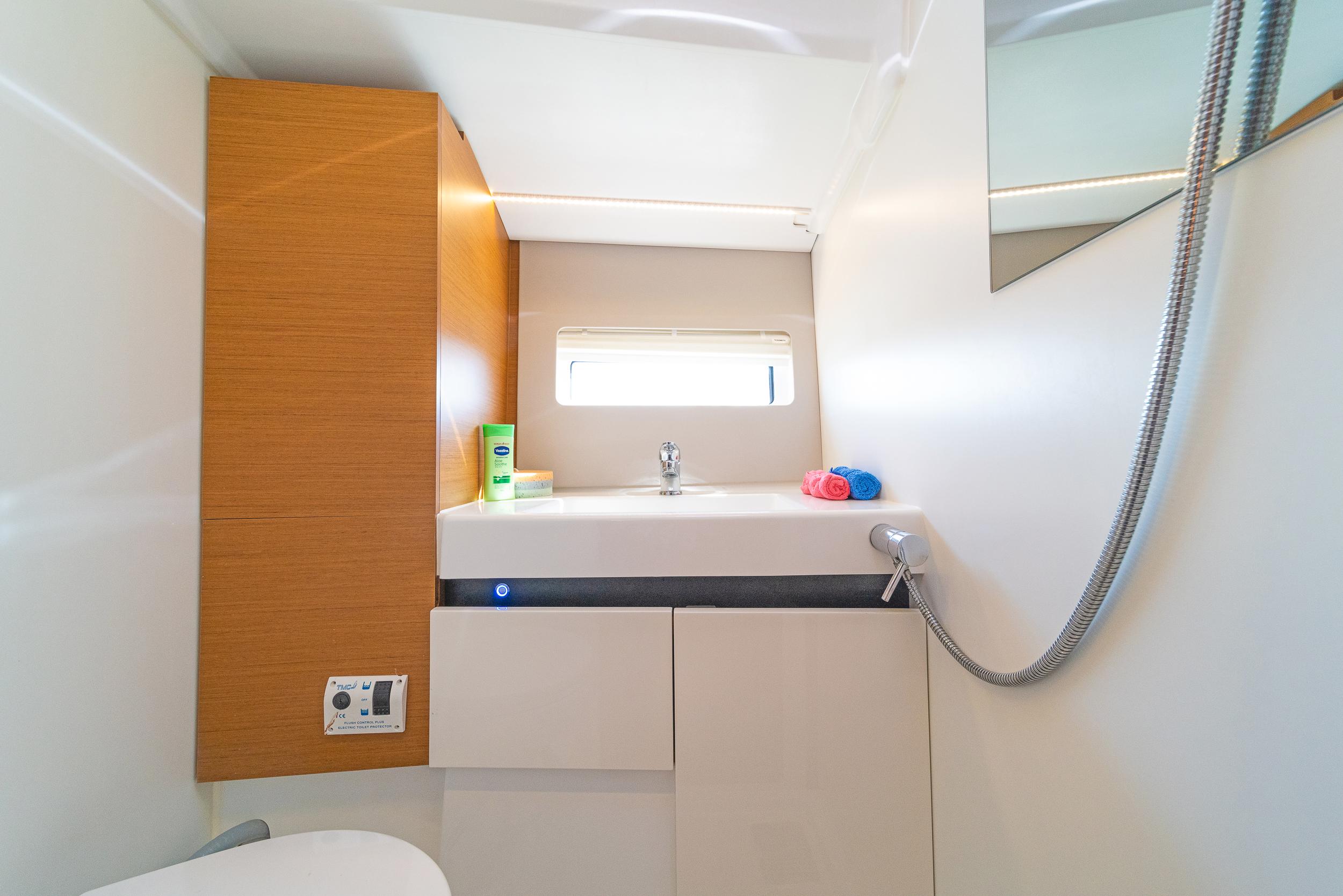 Sun Odyssey 490 - 4 + 1 cab., picture 12