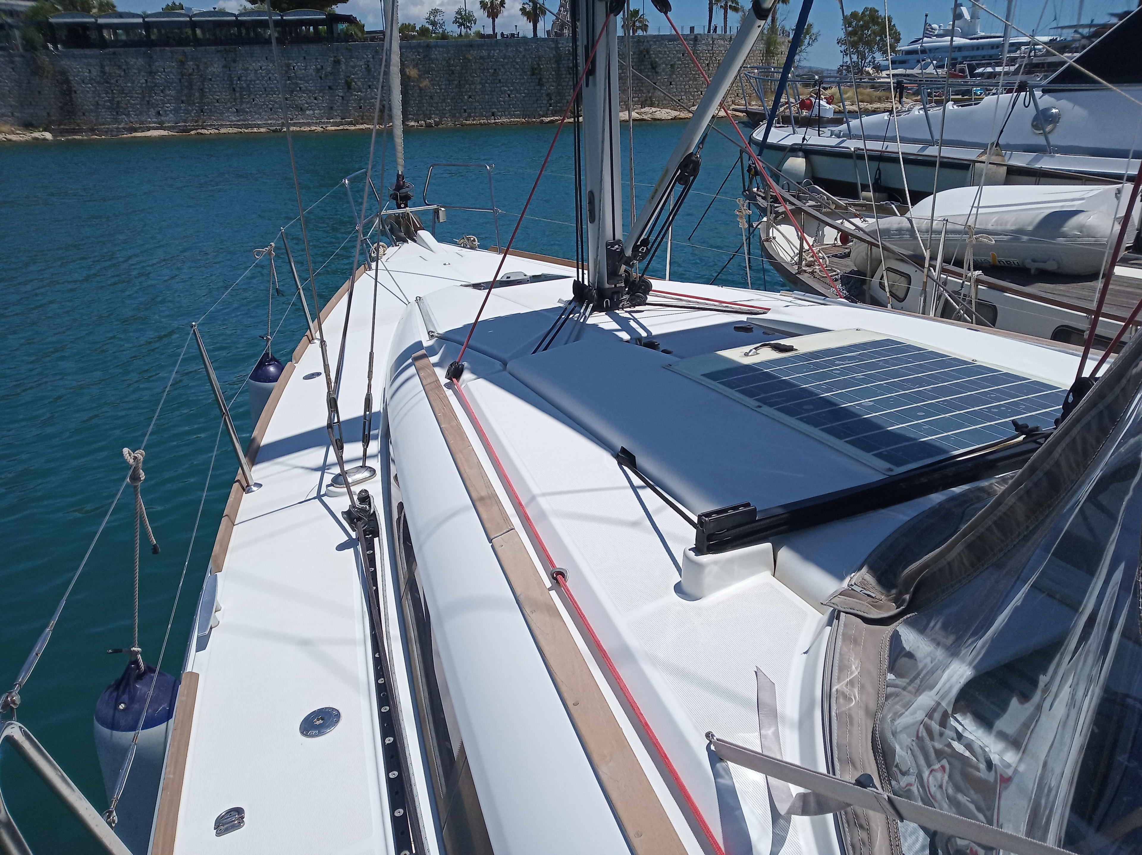 Sun Odyssey 379, picture 6