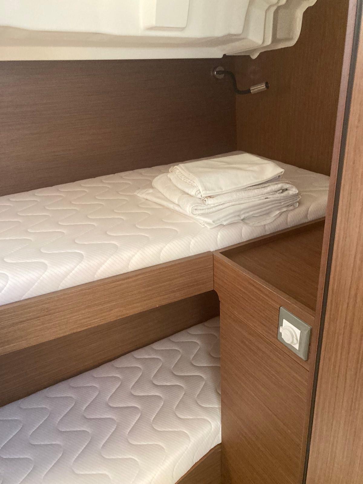 Oceanis 46.1, picture 4