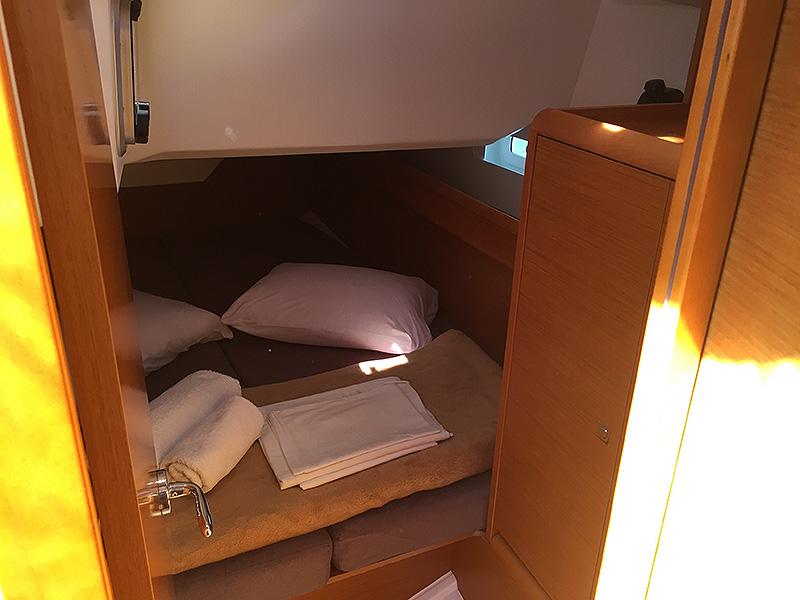 Sun Odyssey 389, picture 9