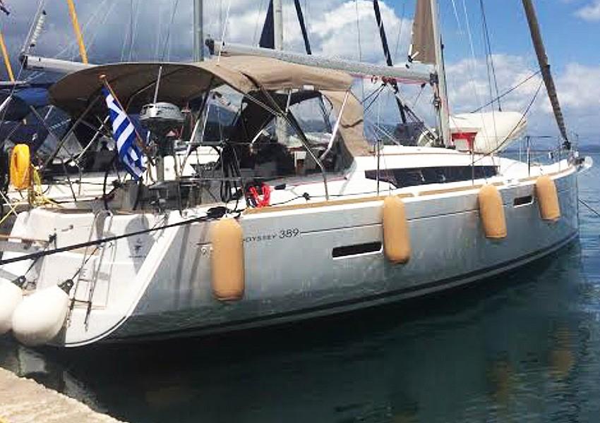 Sun Odyssey 389, picture 1