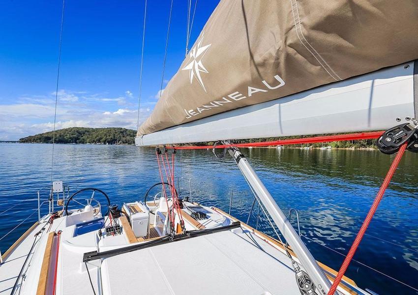 Sun Odyssey 389, picture 5