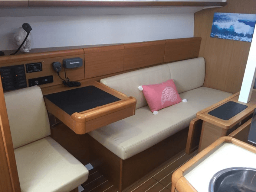 Sun Odyssey 33i - 2 cab., picture 5