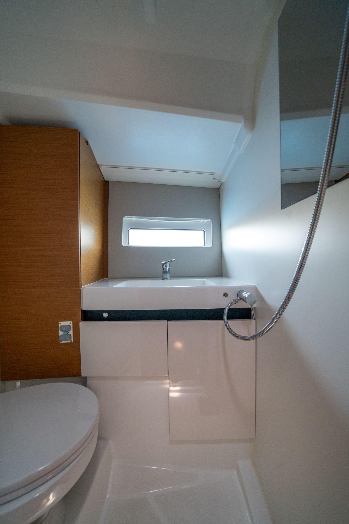 Sun Odyssey 490 - 5 cab., picture 13