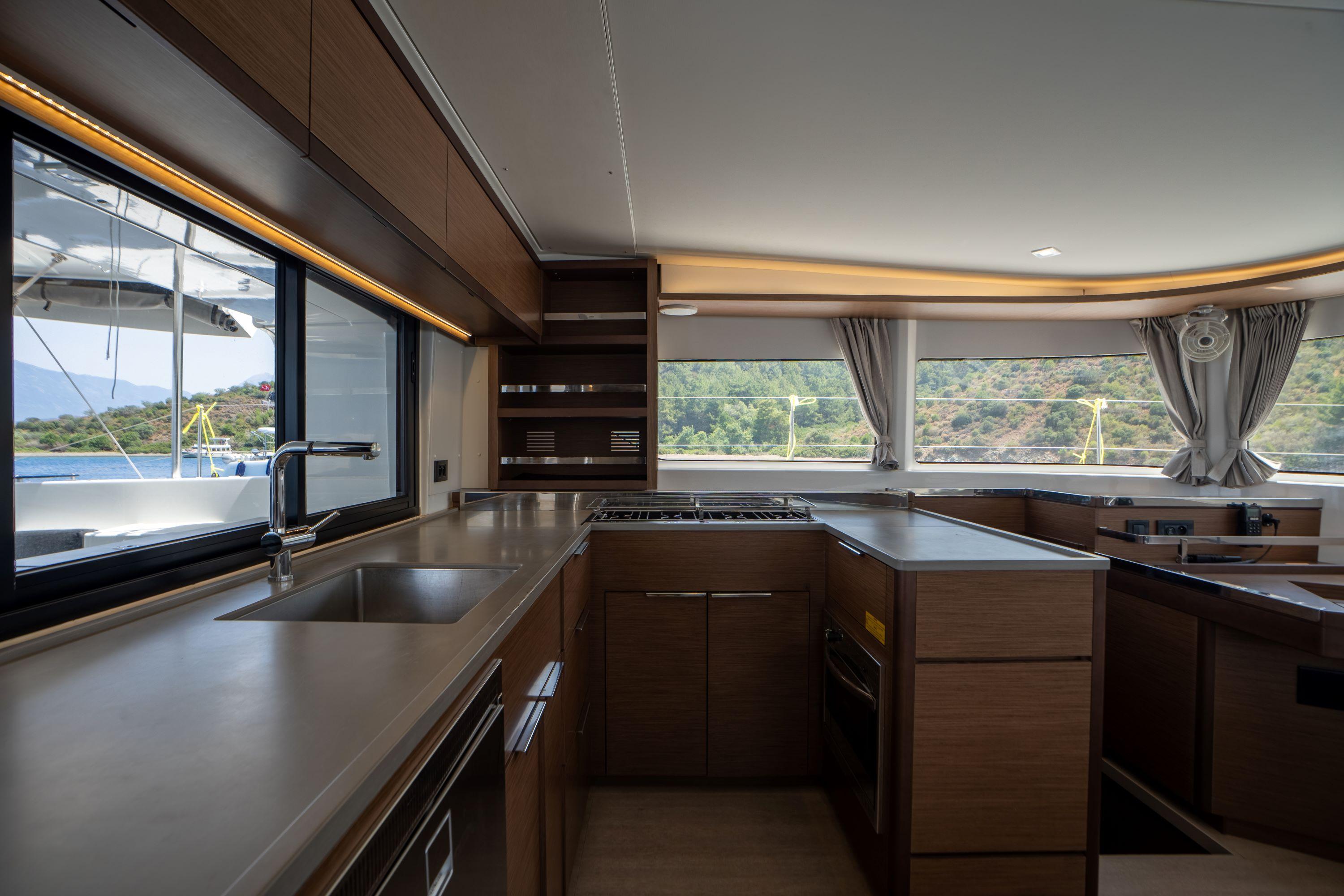 Lagoon 46 - 4 cab., picture 14