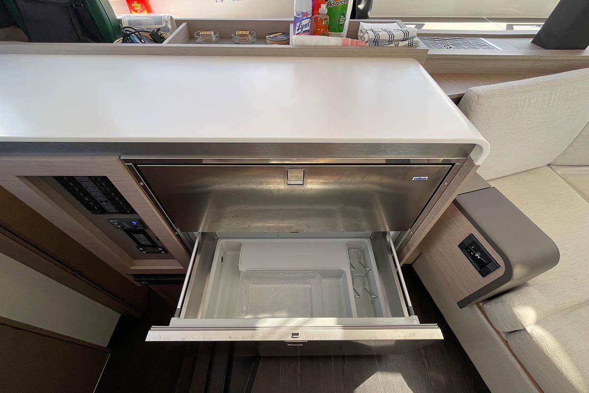 Fountaine Pajot Tanna 47 - 5 + 1 cab., picture 22