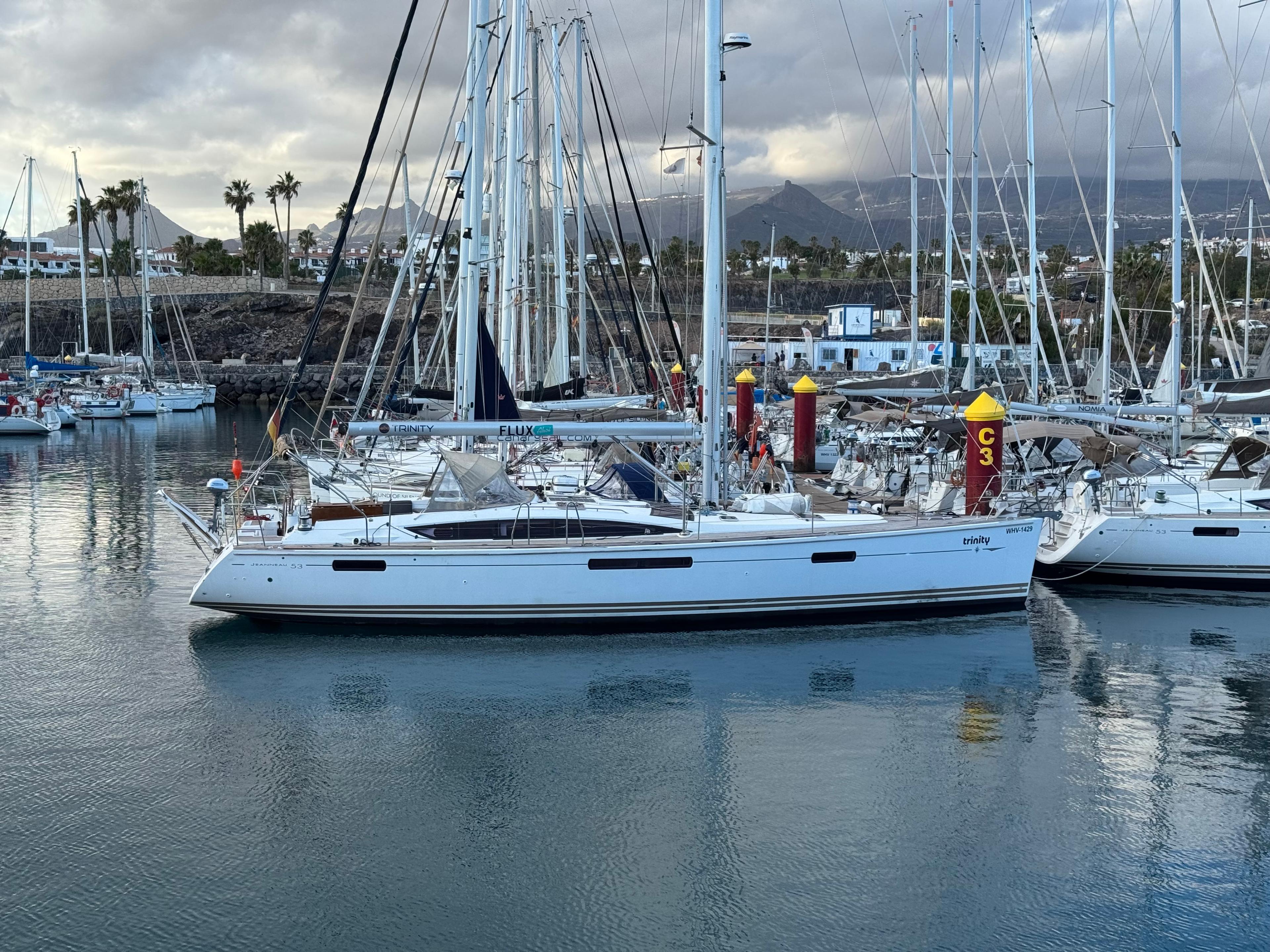 Jeanneau 53 - 4 + 1 cab., picture 1