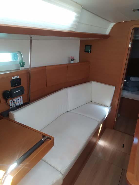 Sun Odyssey 389, picture 13