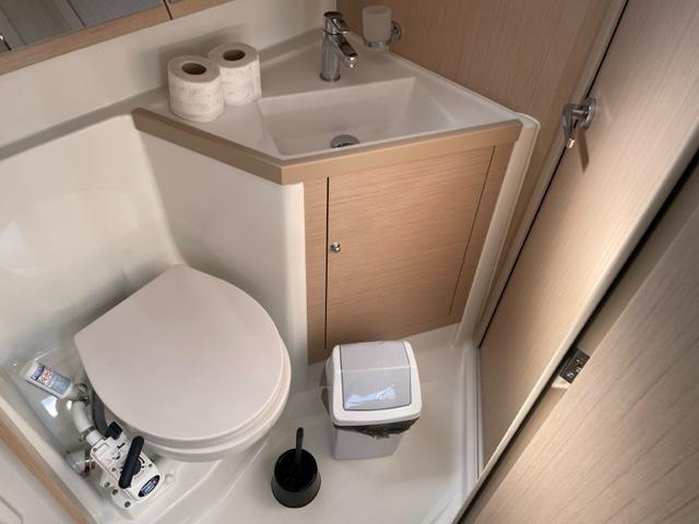 Oceanis 40.1, picture 31