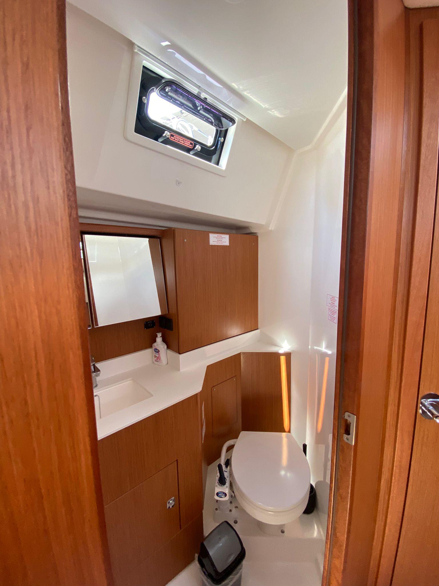 Bavaria C45 - 4 cab., picture 12