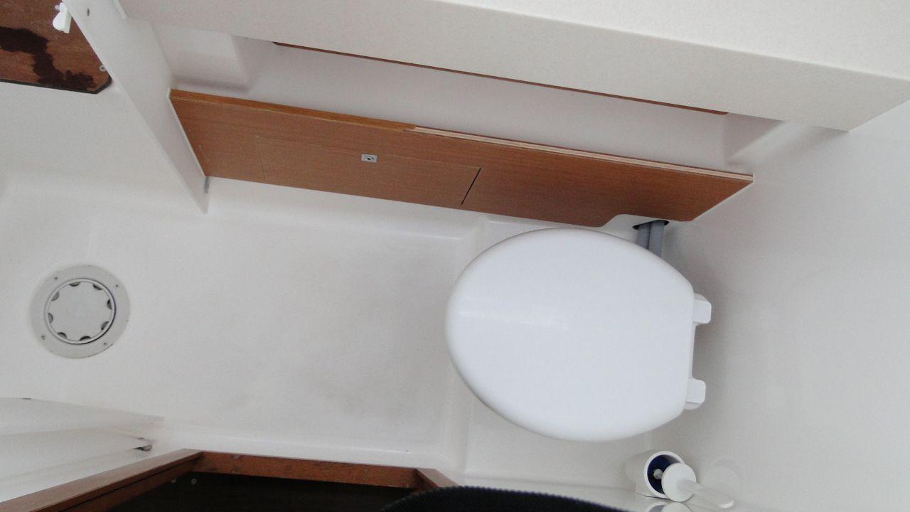 Dufour 470 - 4 + 1 cab., picture 8