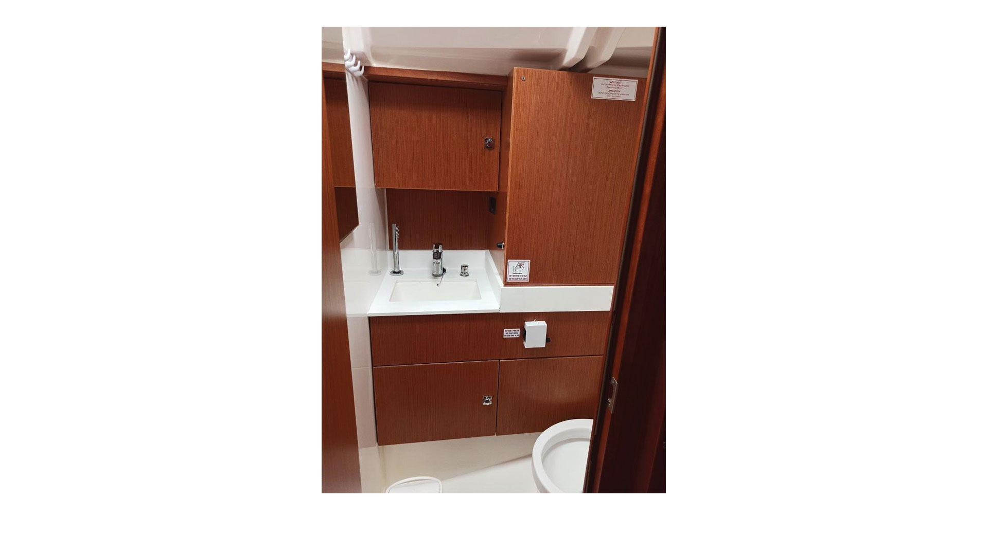 Bavaria C45 - 4 cab., picture 11