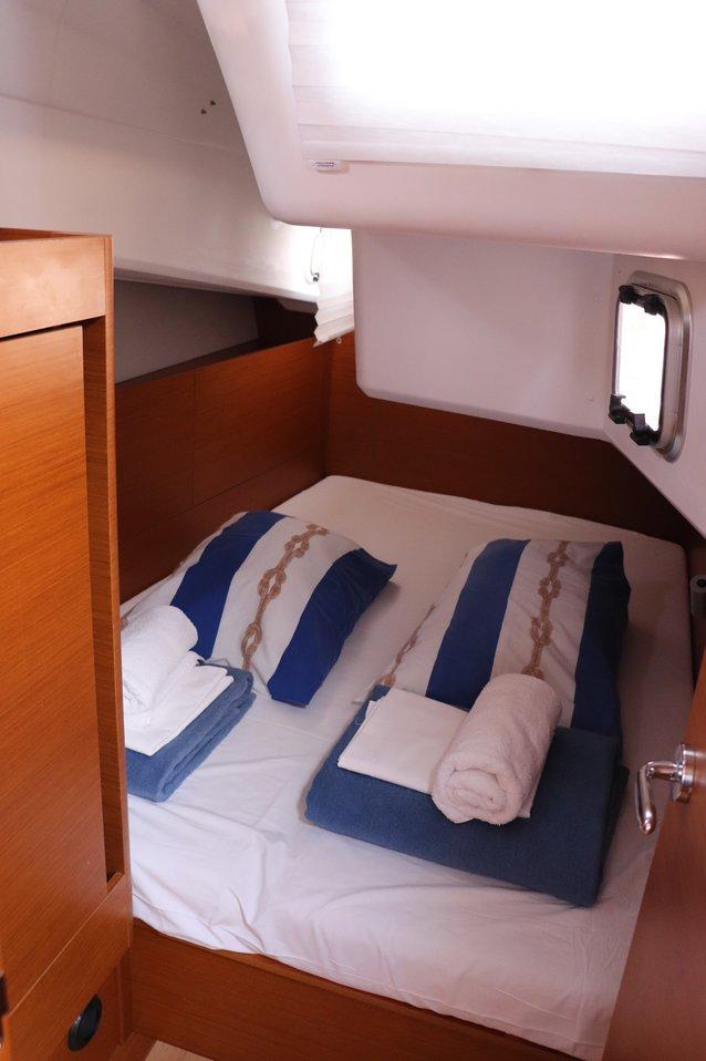Sun Odyssey 410 - 3 cab., picture 11