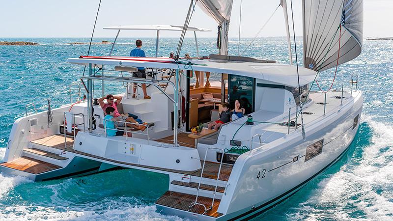 Lagoon 42 - 4 + 2 cab., picture 1