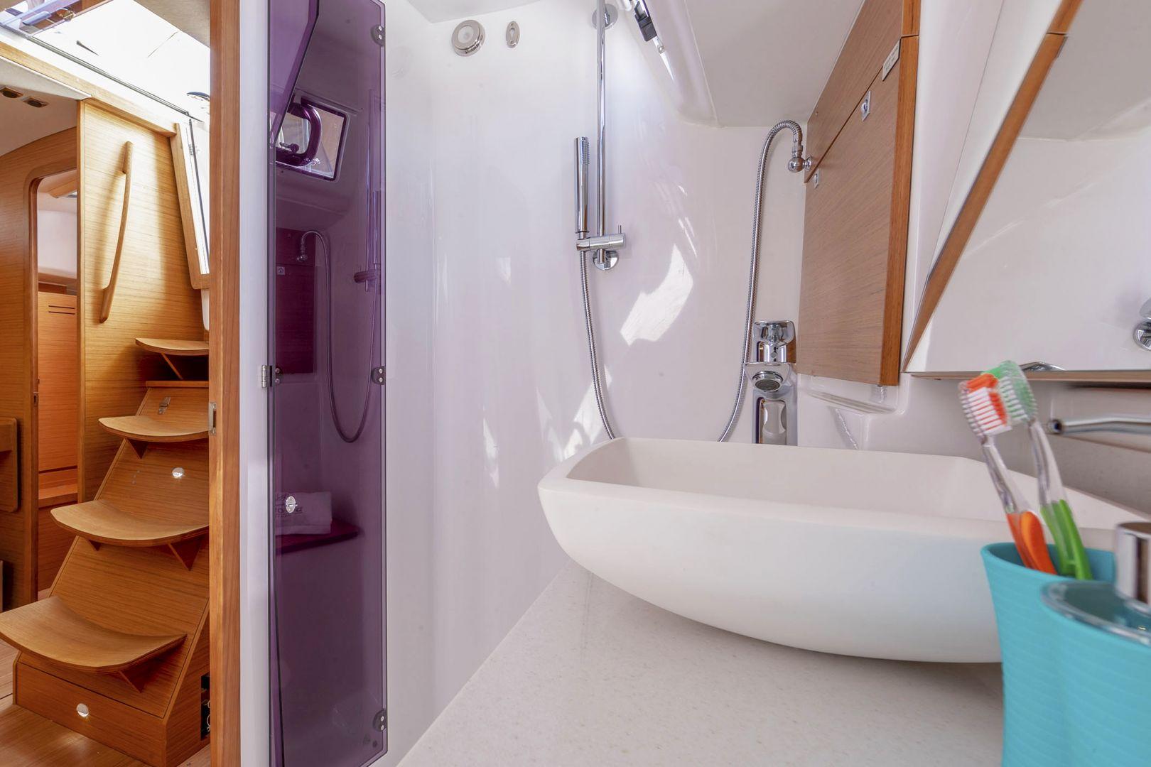 Dufour 430 GL, picture 15