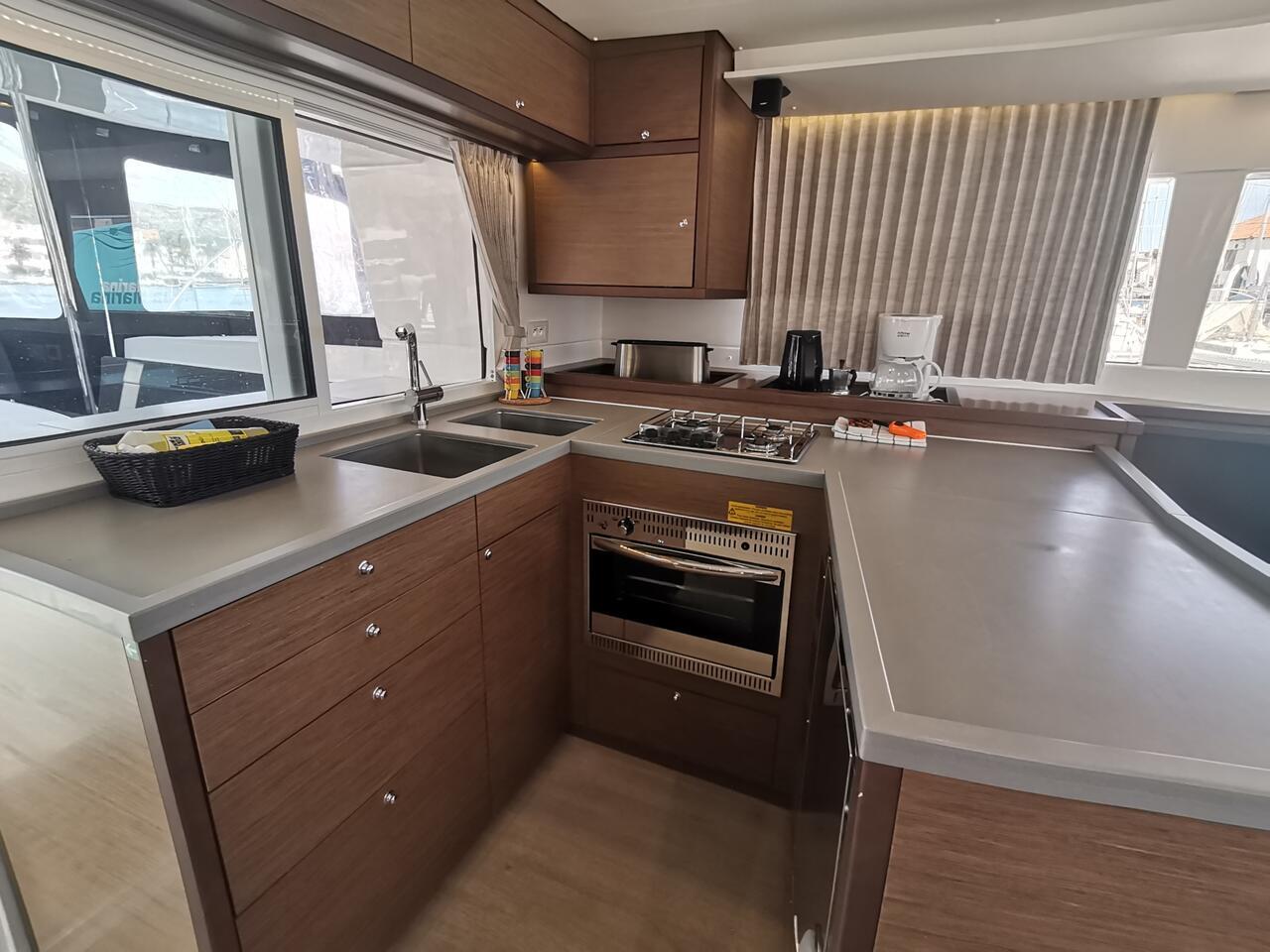 Lagoon 450 F - 4 + 2 cab., picture 18