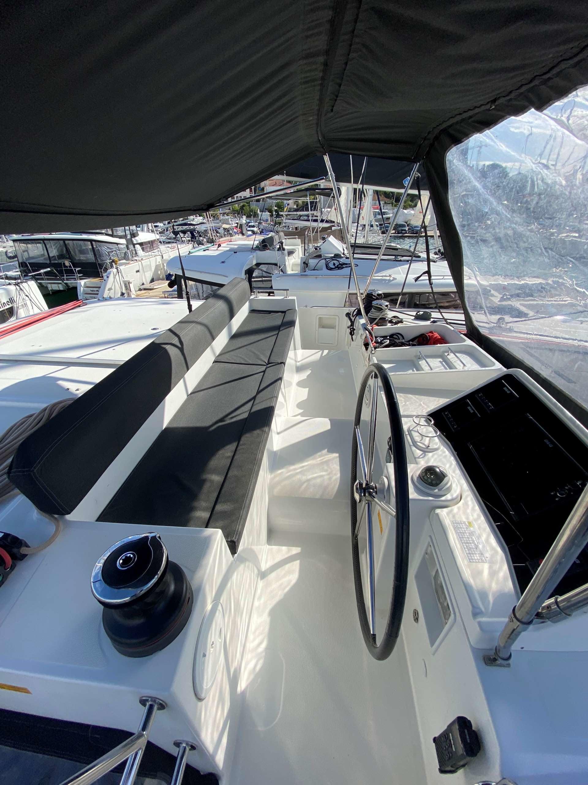 Lagoon 450 F - 4 + 2 cab., picture 12