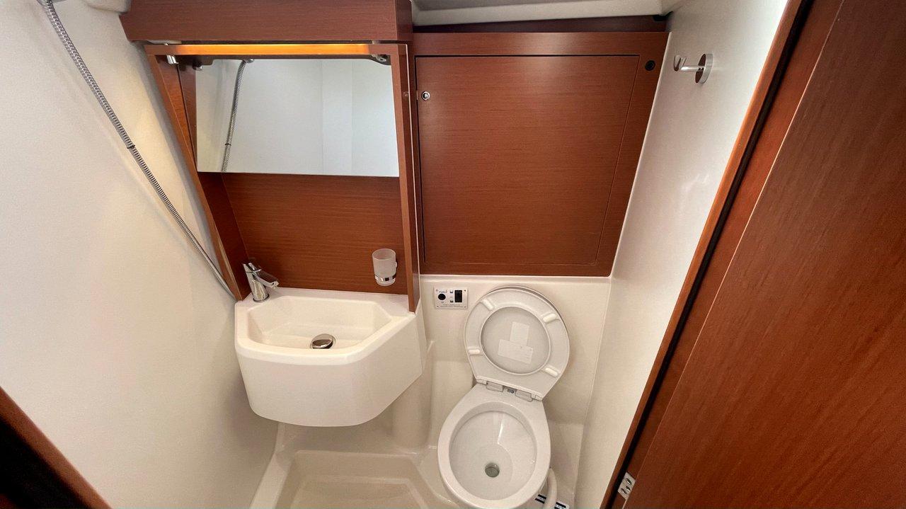 Oceanis 51.1 - 5 + 1 cab., picture 17