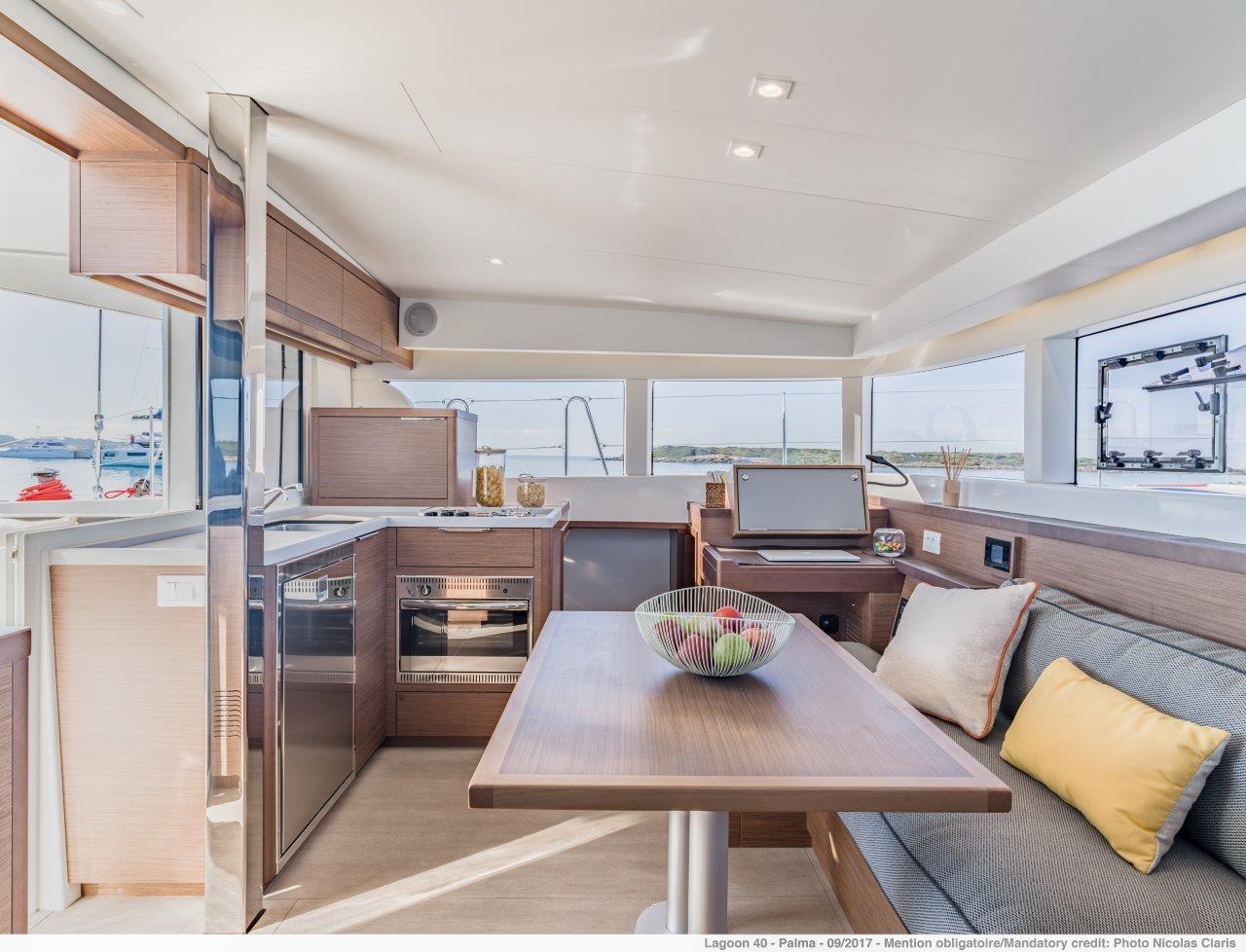 Lagoon 40 - 4 + 2 cab, picture 16