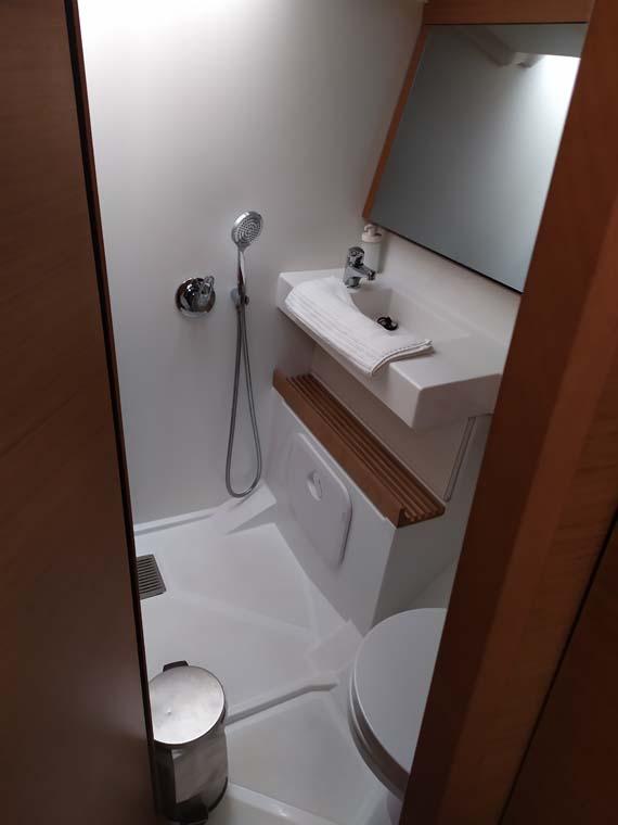 Sun Odyssey 440 - 4 cab., picture 19