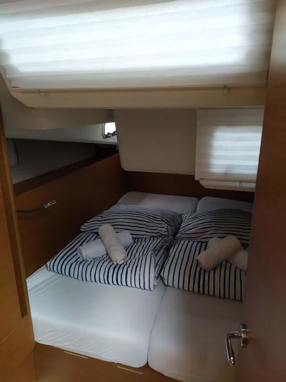 Sun Odyssey 440 - 4 cab., picture 13