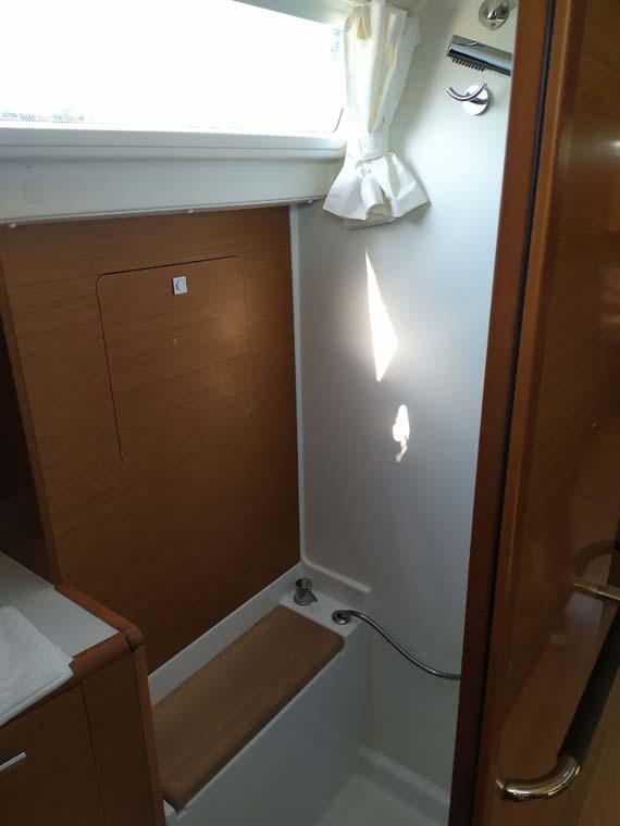 Sun Odyssey 419 - 3 cab., picture 16