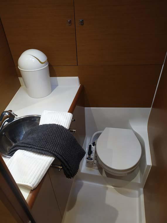 Sun Odyssey 419 - 3 cab., picture 17