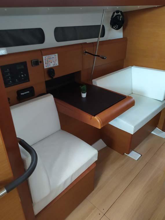 Sun Odyssey 419 - 3 cab., picture 12