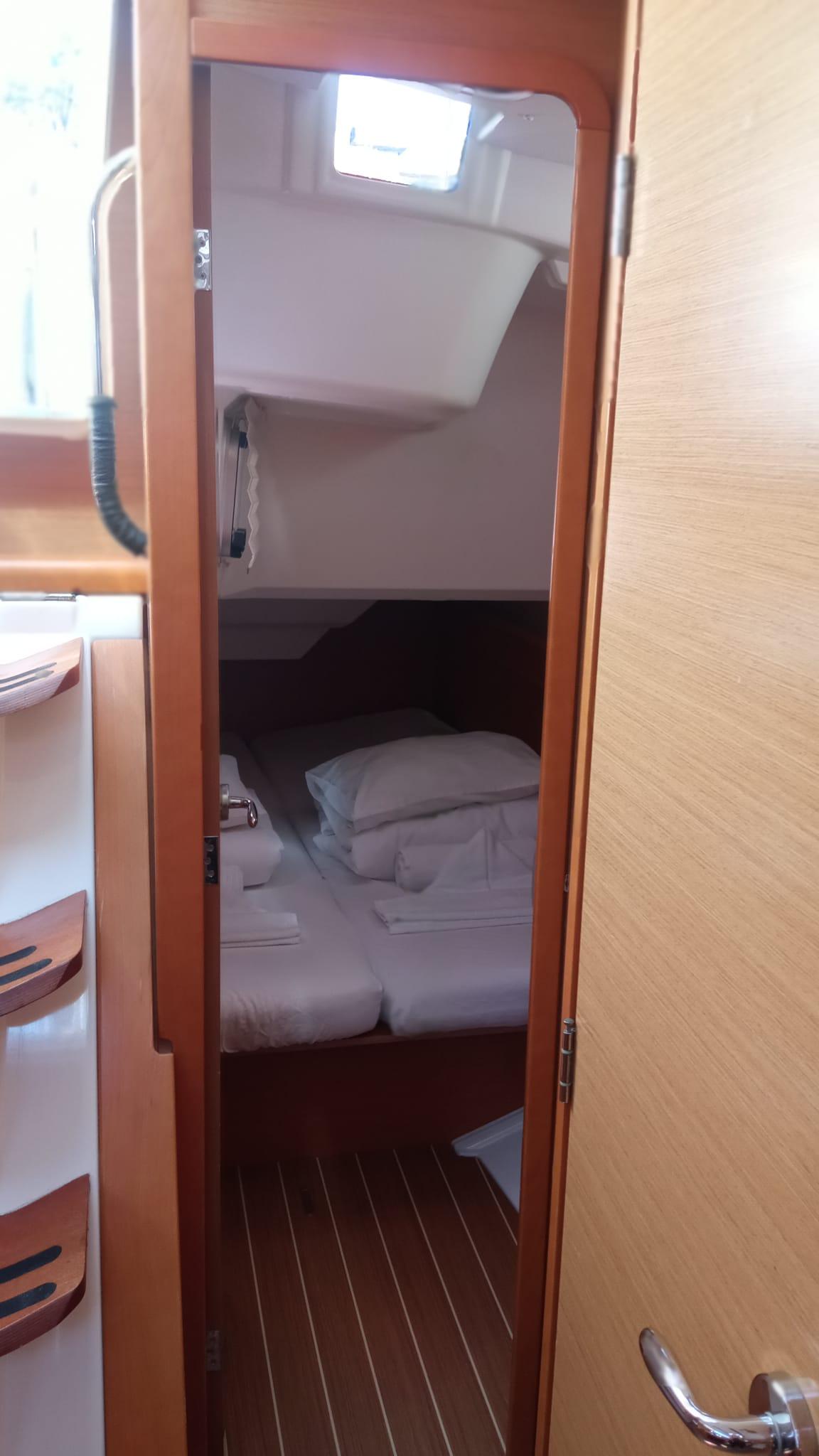 Sun Odyssey 379, picture 8