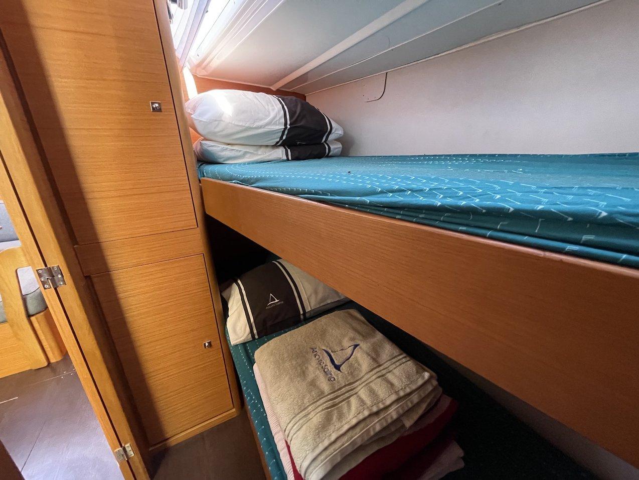 Dufour 430 GL, picture 9