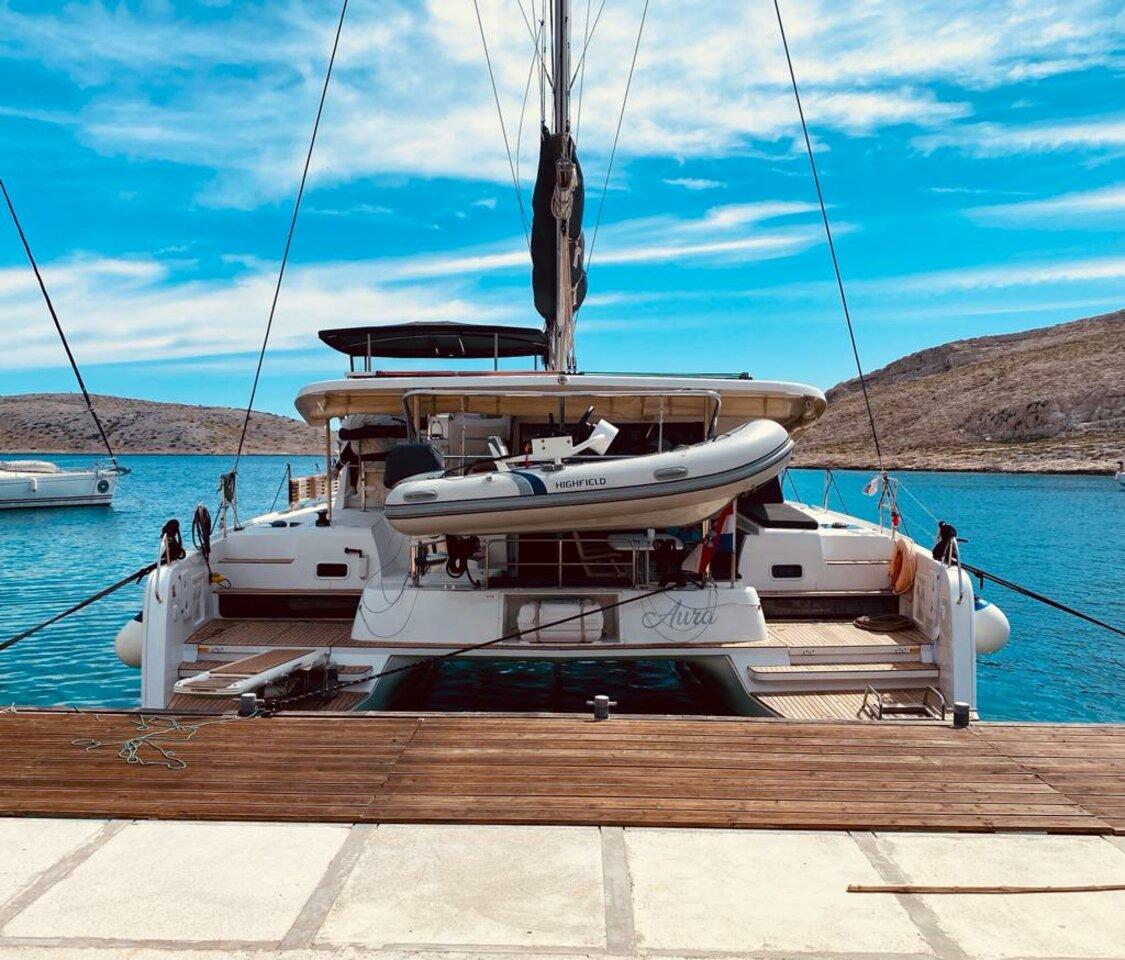 Lagoon 42 - 3 + 1 cab., picture 1