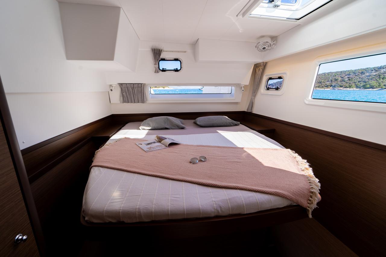 Lagoon 42 - 3 + 2 cab., picture 31