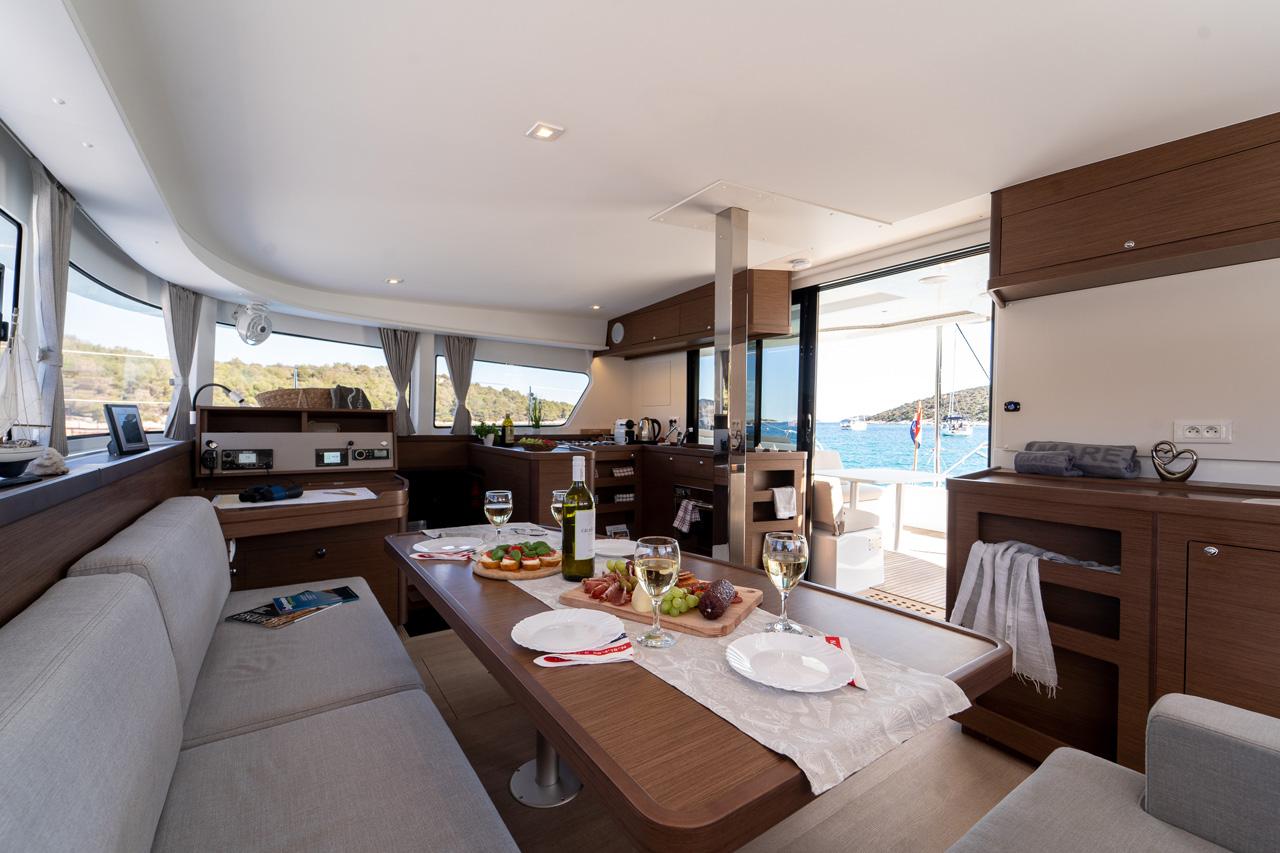 Lagoon 42 - 3 + 2 cab., picture 18