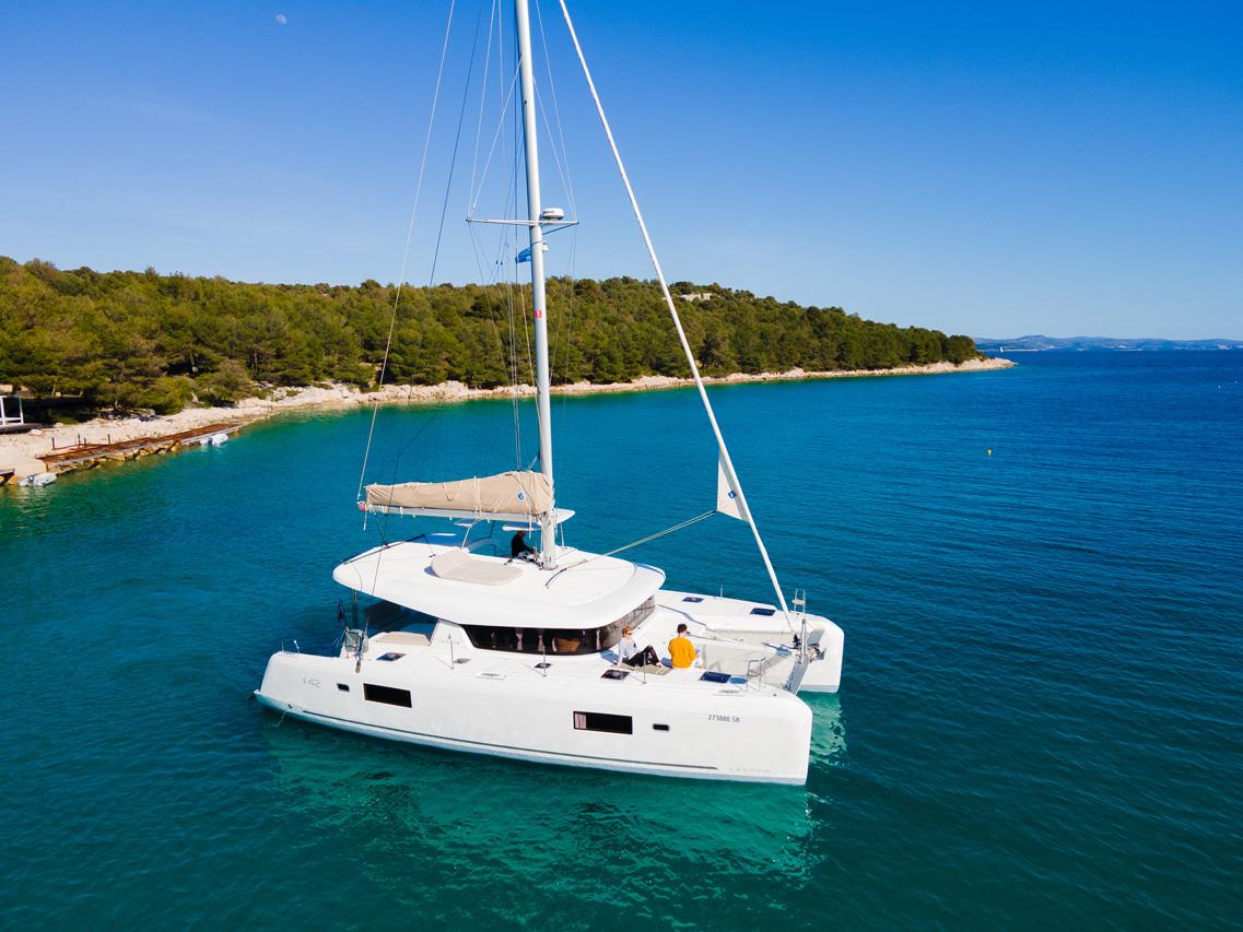 Lagoon 42 - 3 + 2 cab., picture 5