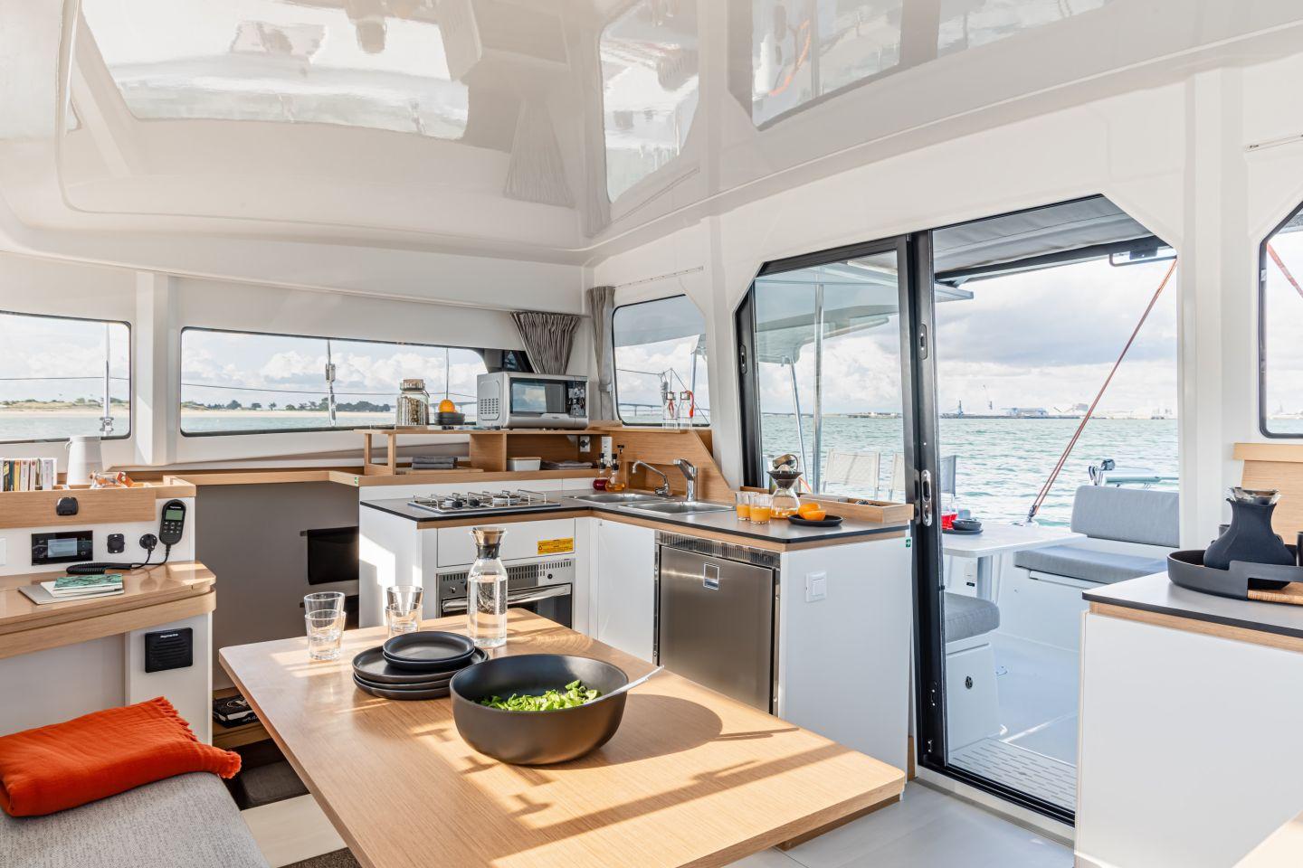 Excess 11 - 4 + 2 cab., picture 6