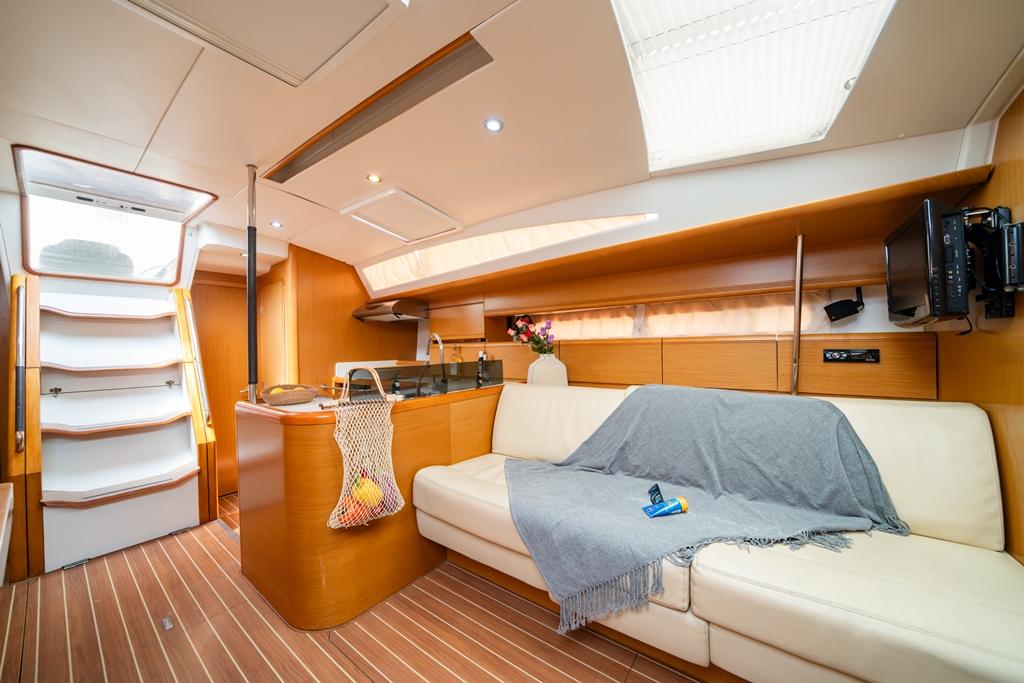 Jeanneau 53 - 5 + 1 cab., picture 9