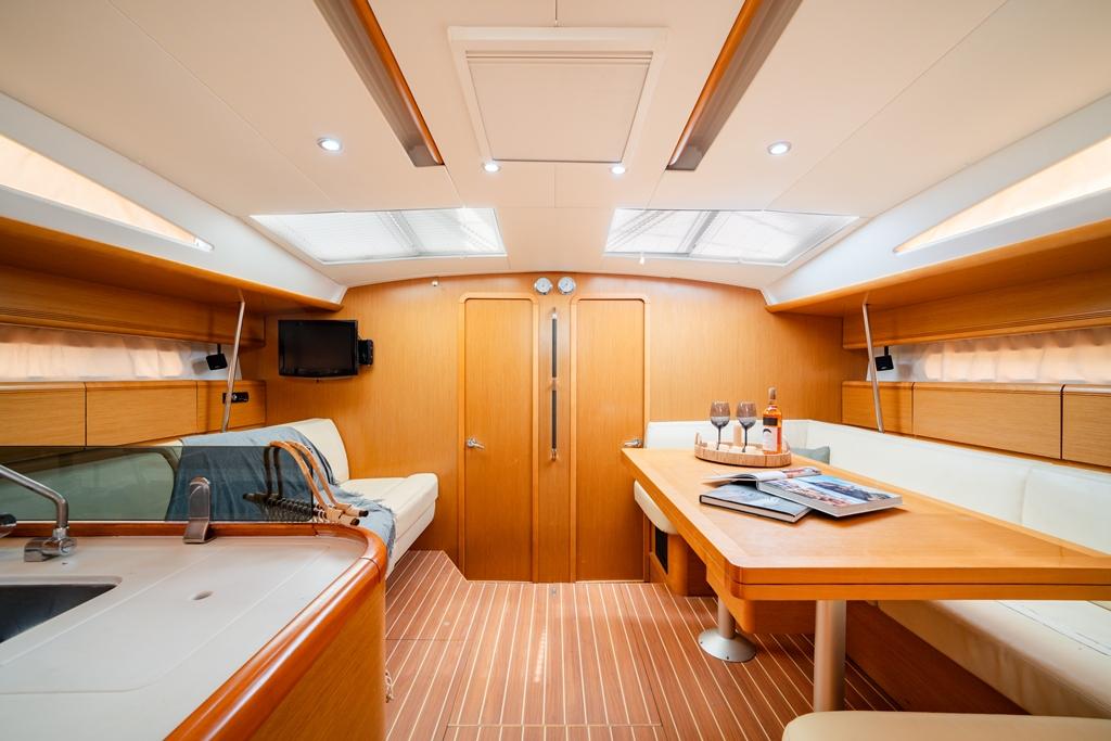 Jeanneau 53 - 5 + 1 cab., picture 6